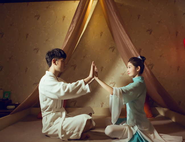 广深水疗与创造力：当大脑在漂浮中重启